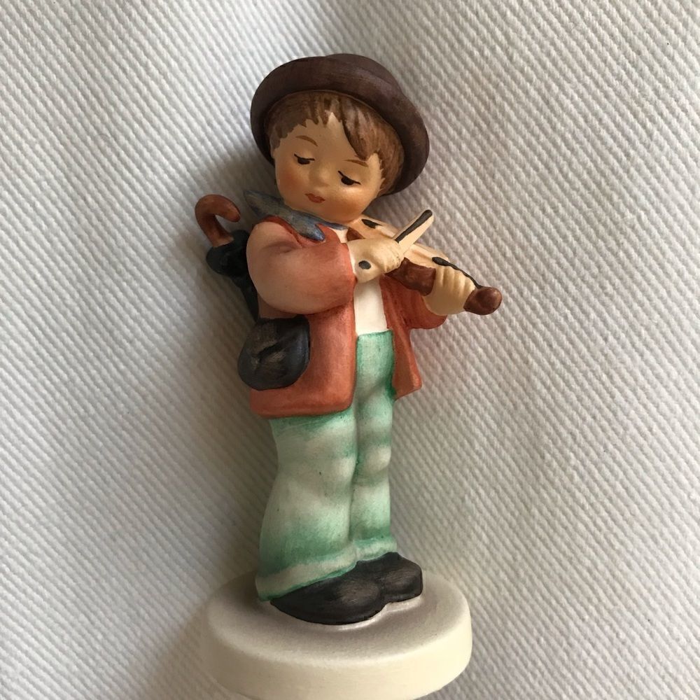 Hummel "little fiddler”   